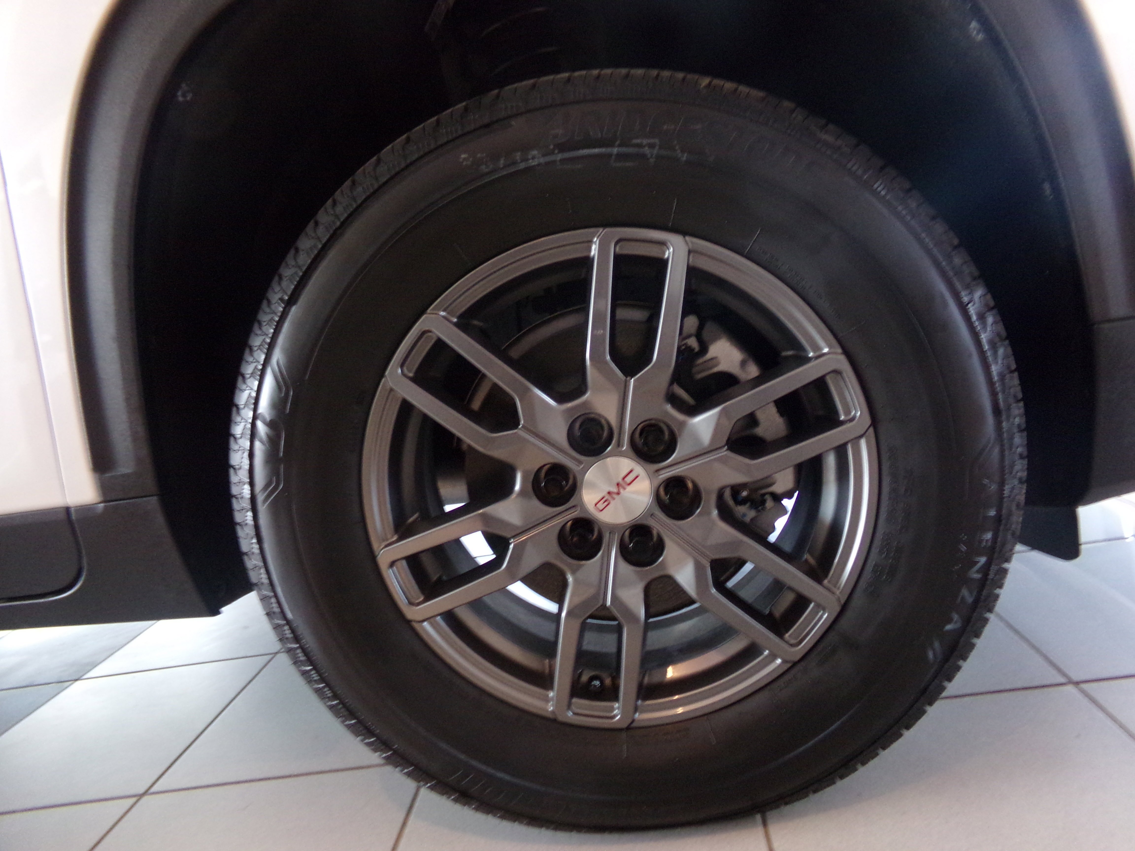 2025 GMC Acadia Elevation - Photo 30