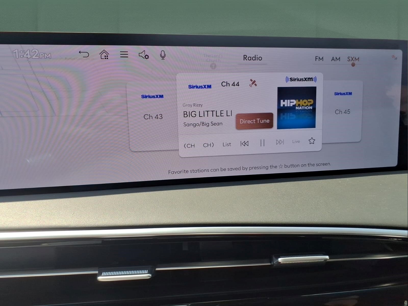 New 2027 White Genesis 2.5T Select image 22