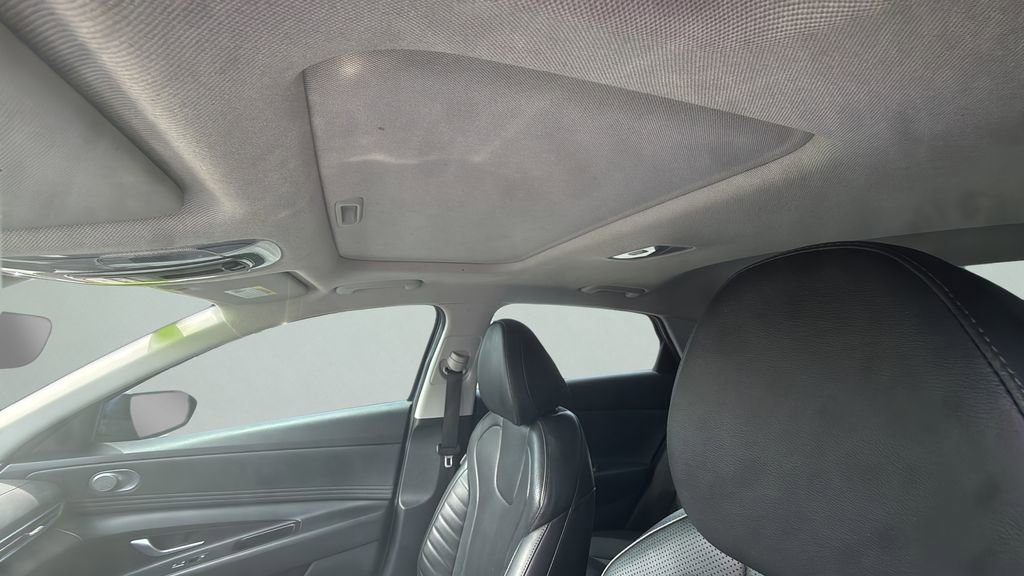 Used 2023 Blue Hyundai Limited image 10