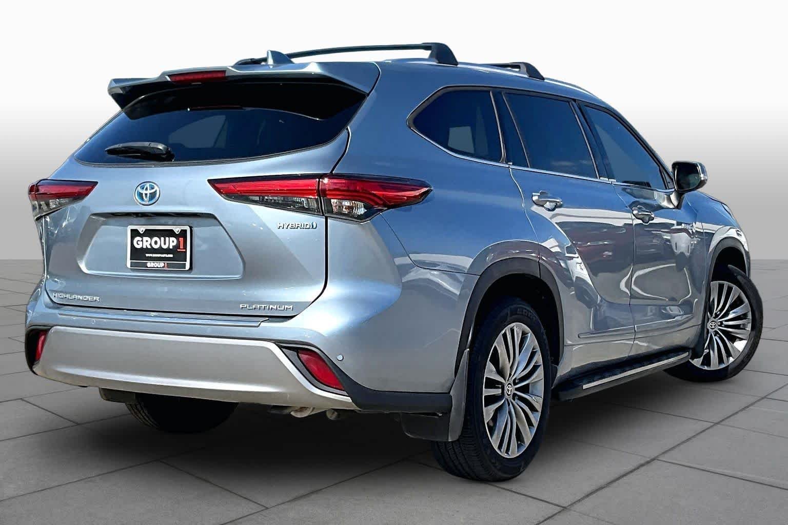 Used 2021 Moon Dust Toyota Hybrid Platinum image 12