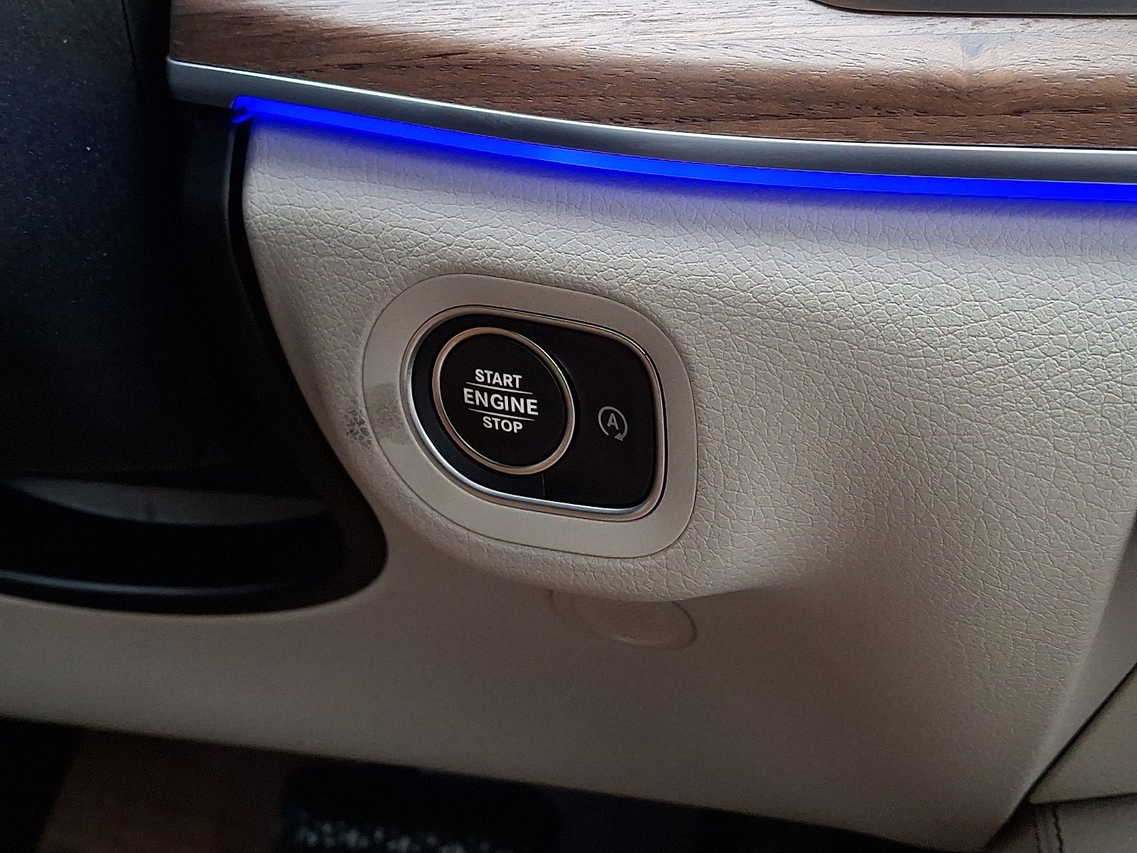 New 2026 Polar White Mercedes-Benz GLS 450 image 19