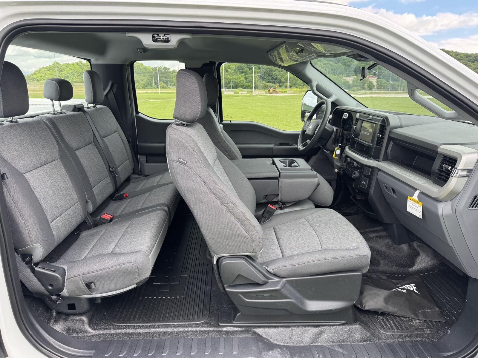 New 2026 Oxford White Ford F-250® XL image 32