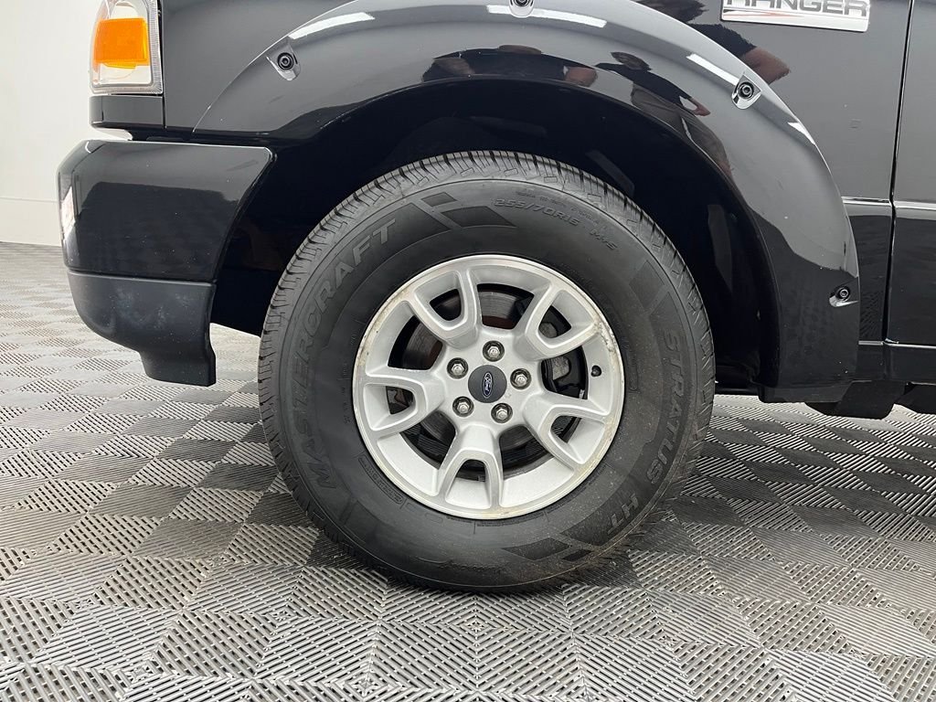 Used 2010 Black Ford XLT image 13