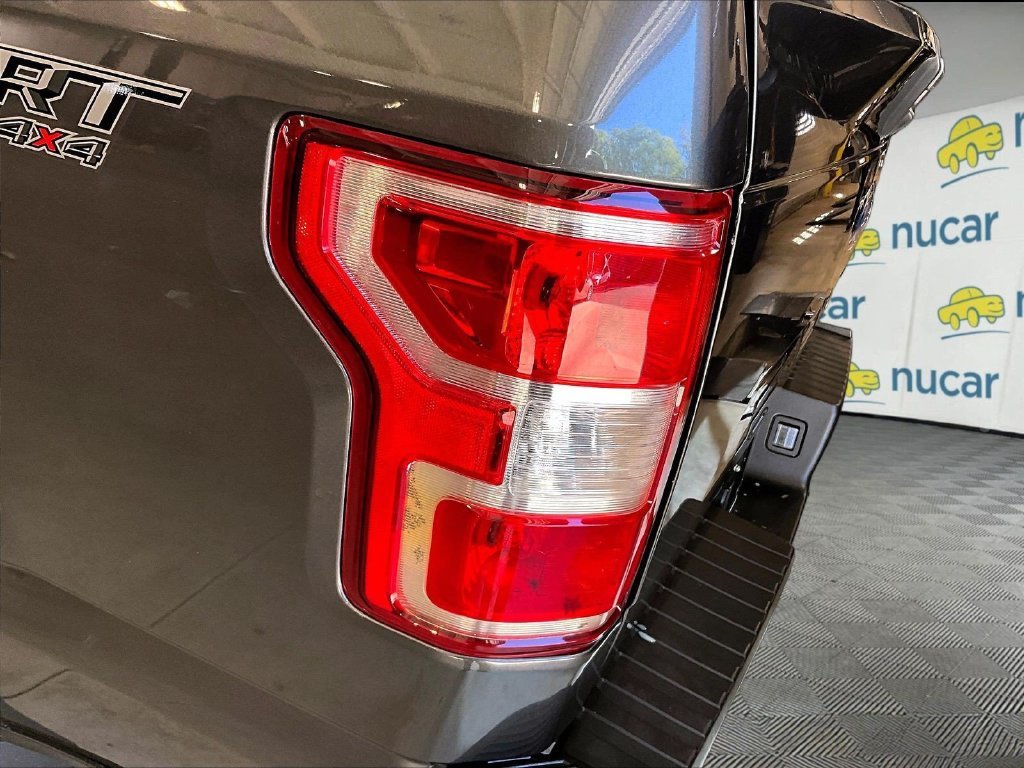 Used 2018 Magnetic Ford XL image 35
