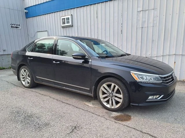 Used 2017 Black Volkswagen 1.8T SE image 3