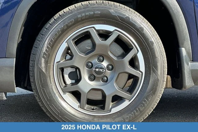 2025 Honda Pilot EX-L - Photo 30