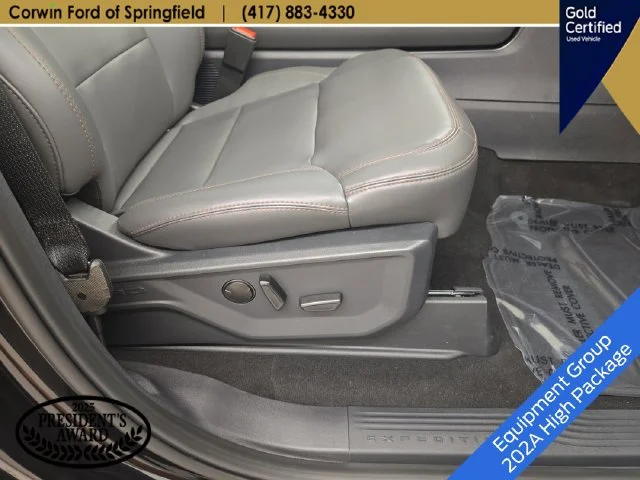 Certified Used 2025 Agate Black Metallic Ford Active image 11