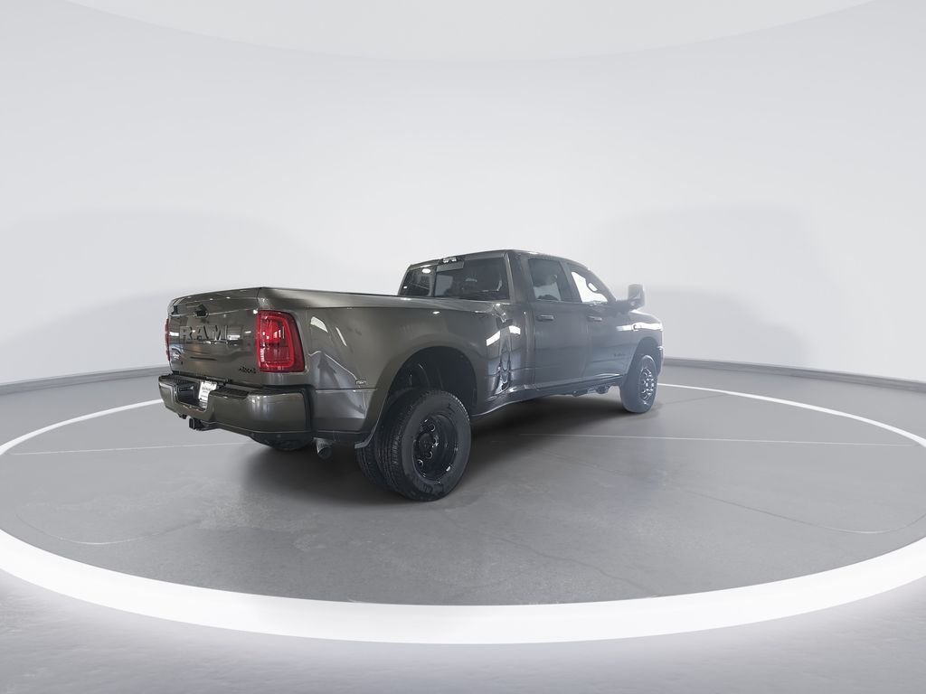 New 2026 Granite Crystal Metallic Clear-Coat Exterior Paint RAM Big Horn image 8