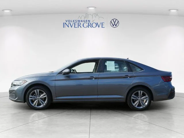 Certified Used 2023 Gray Volkswagen 1.5T SE image 4