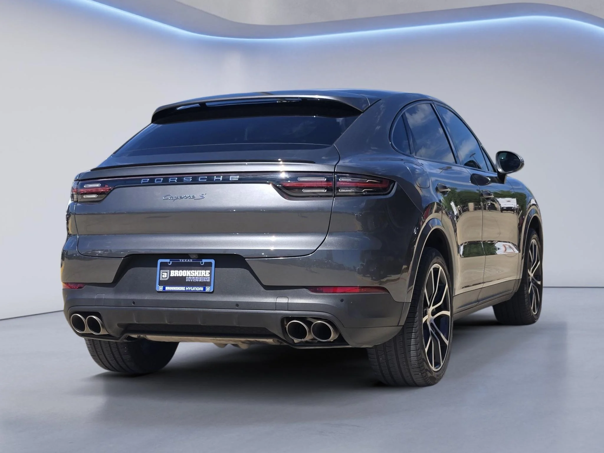 Used 2020 Quartzite Metallic Porsche S image 6