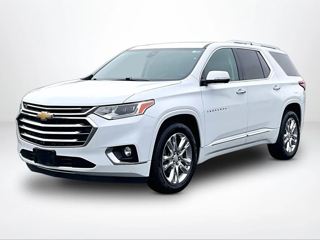 Used 2021 White Chevrolet High Country image 35