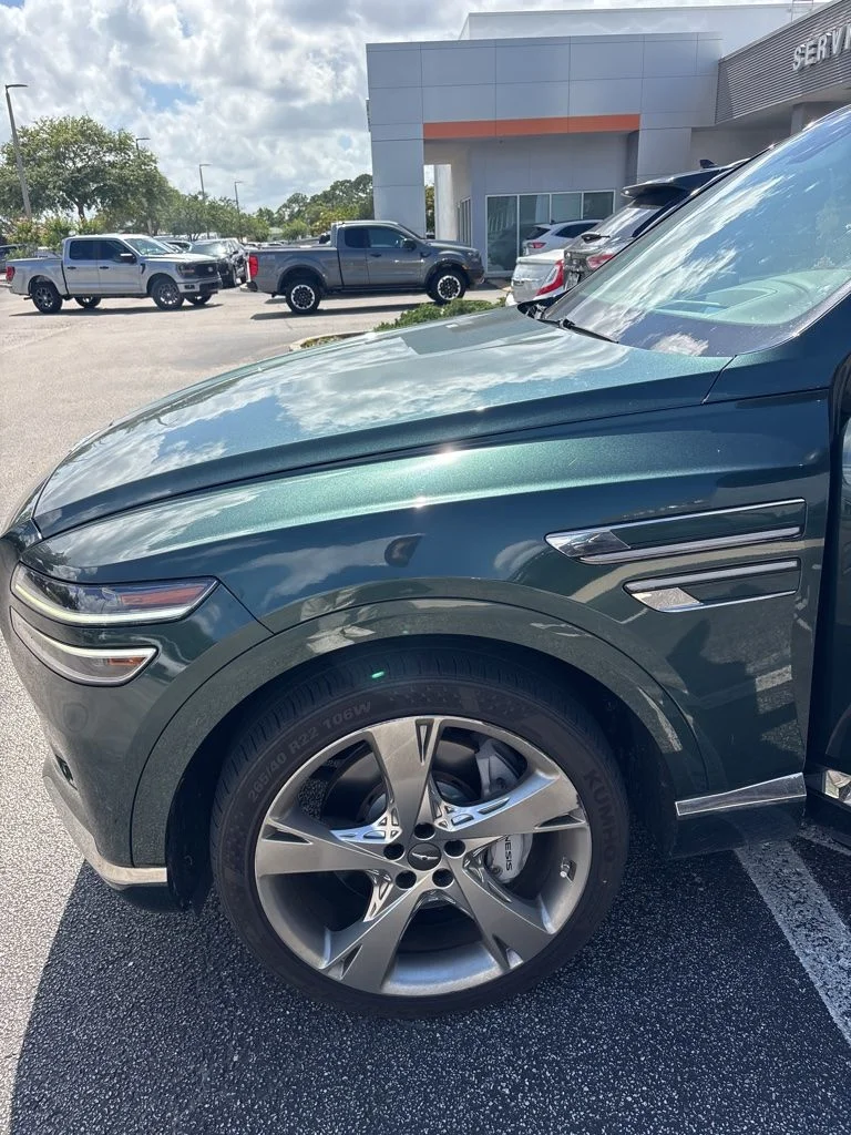 Used 2021 Green Genesis 3.5T image 2