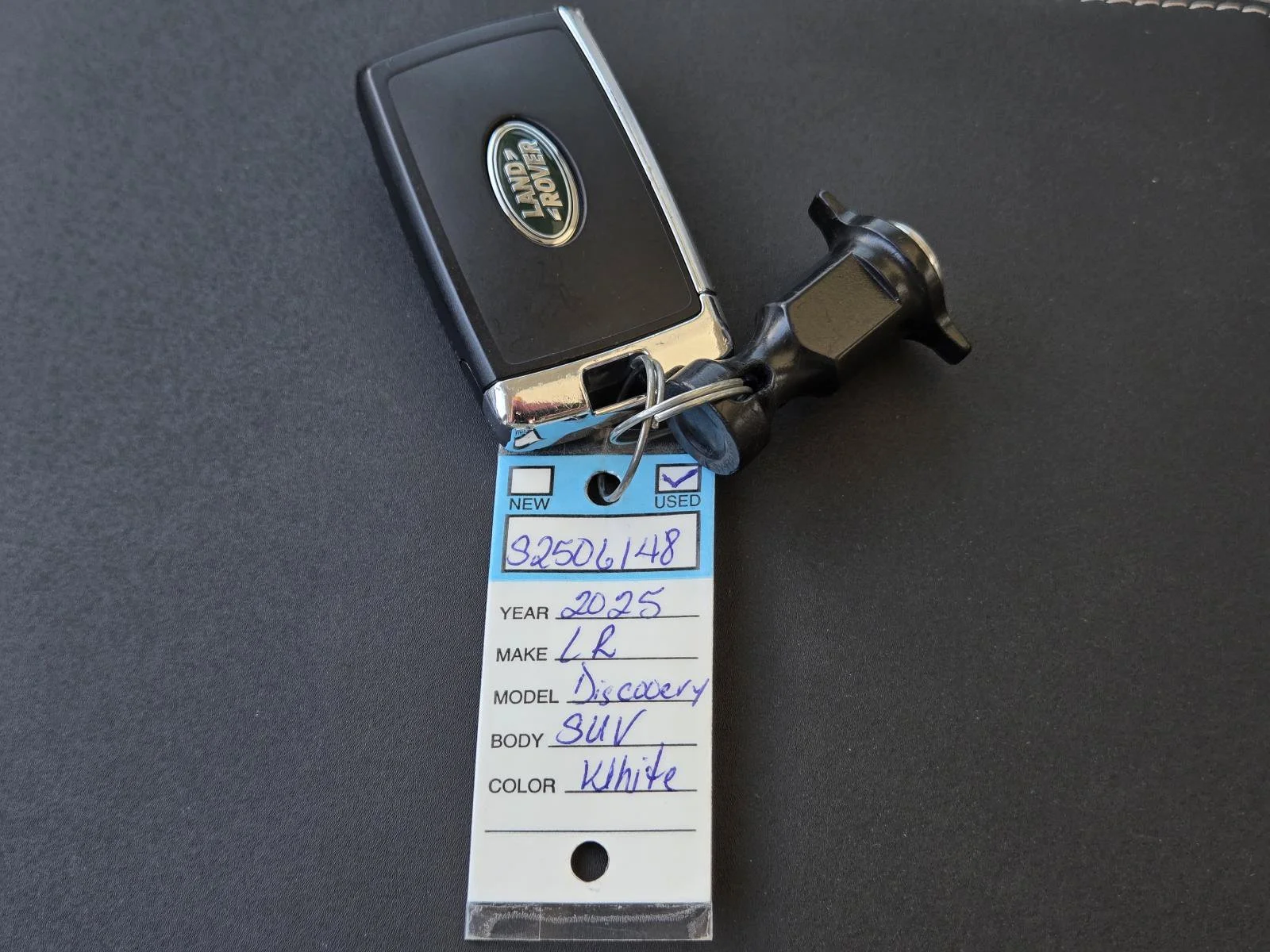 Used 2025 Fuji White Land Rover Dynamic SE image 43