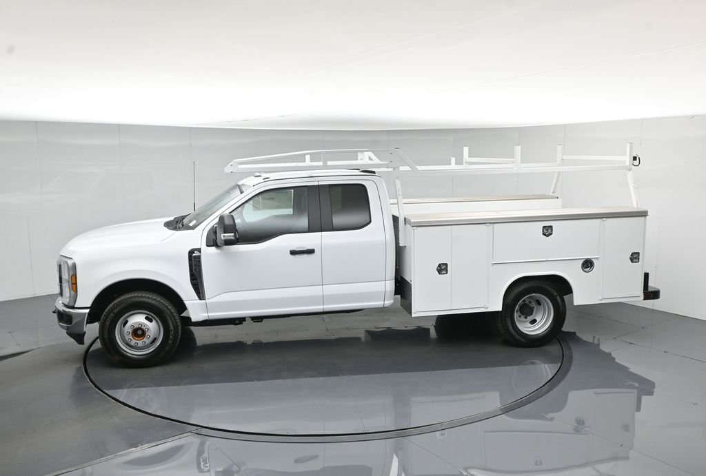 New 2026 Oxford White Ford XL image 48