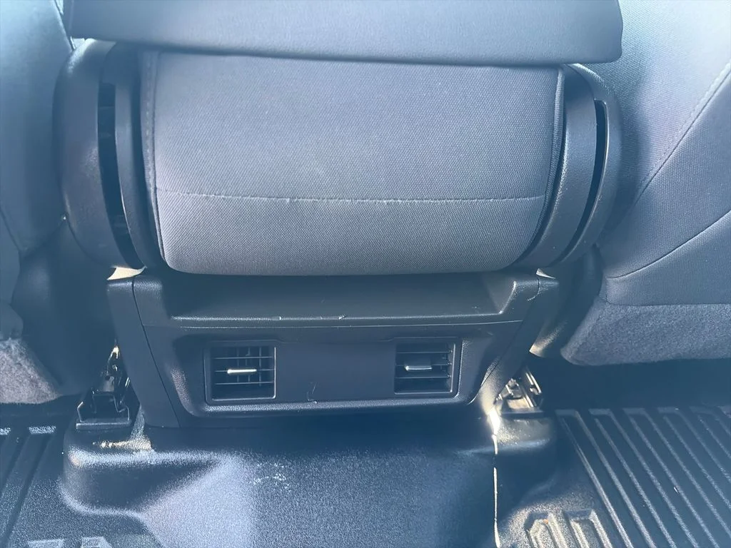 Used 2021 Summit White GMC Base image 32
