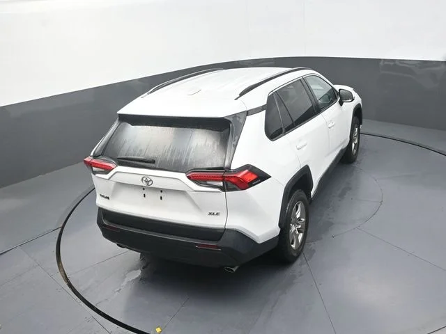 Used 2024 White Toyota XLE image 29