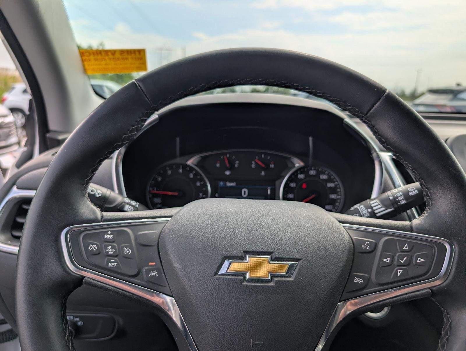 Used 2024 Summit White Chevrolet LT image 14