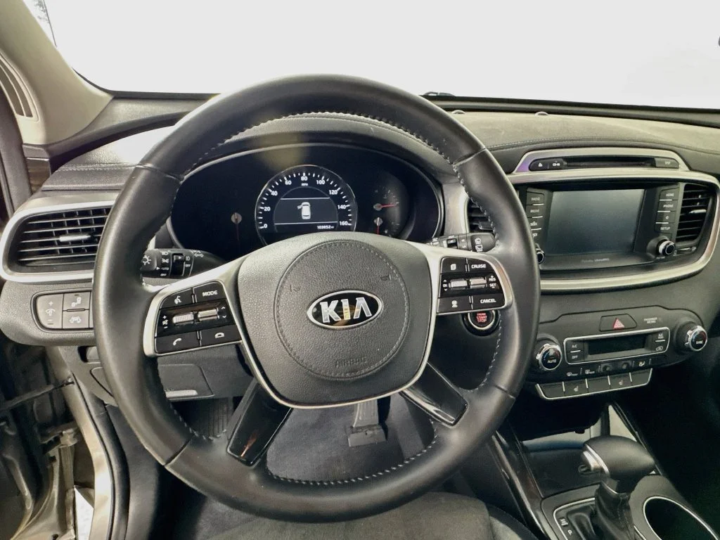 Used 2019 Silver Kia EX image 11