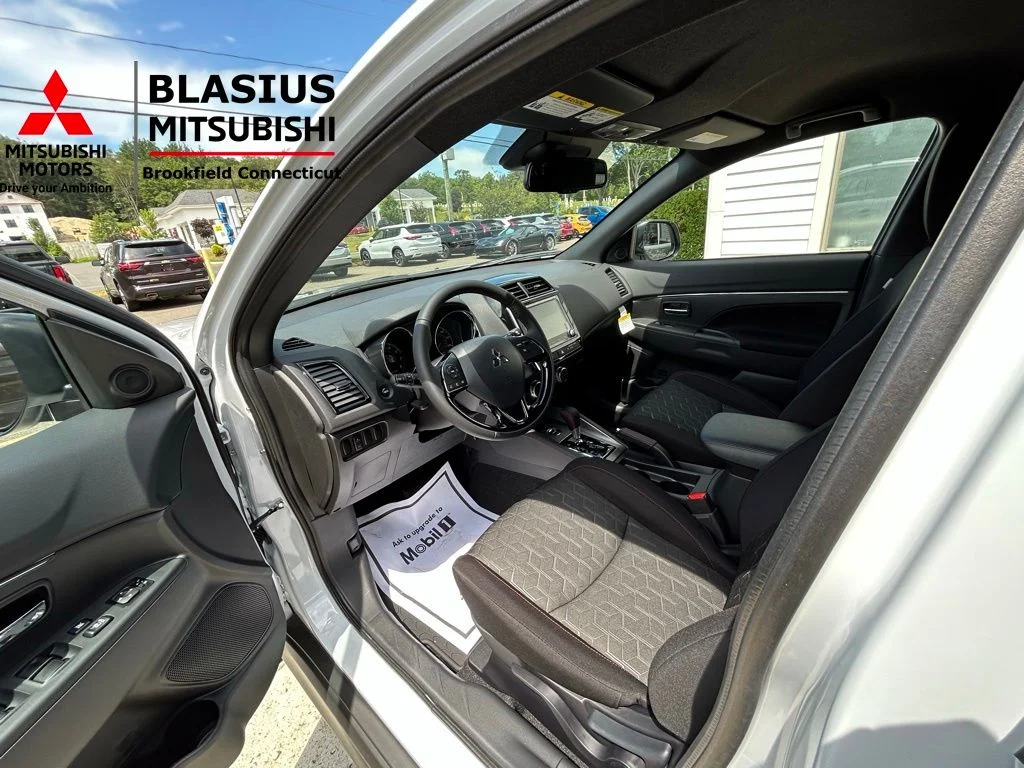 New 2025 White Mitsubishi 2.0 Trail Edition image 24