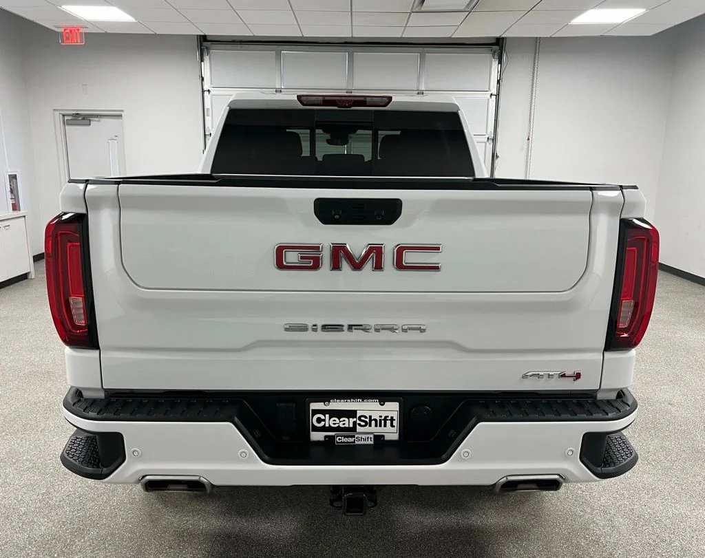 2023 GMC Sierra 1500 AT4 - Photo 11