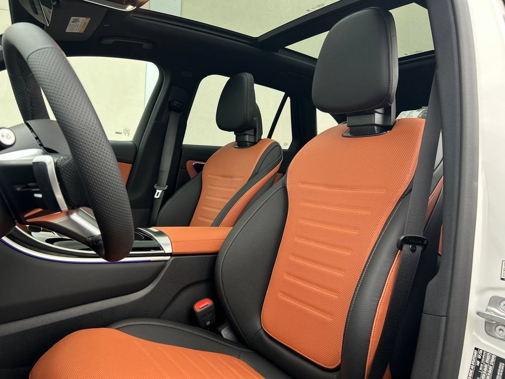 New 2027 Polar White Mercedes-Benz GLC 300 image 50