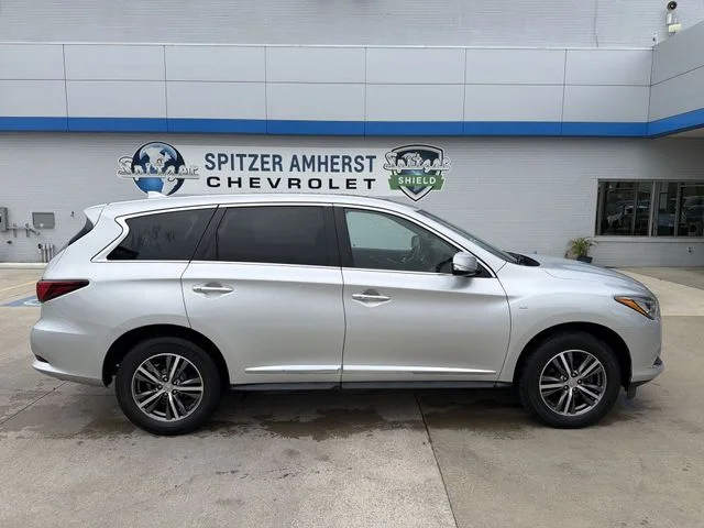 Used 2018 Silver INFINITI Base image 11