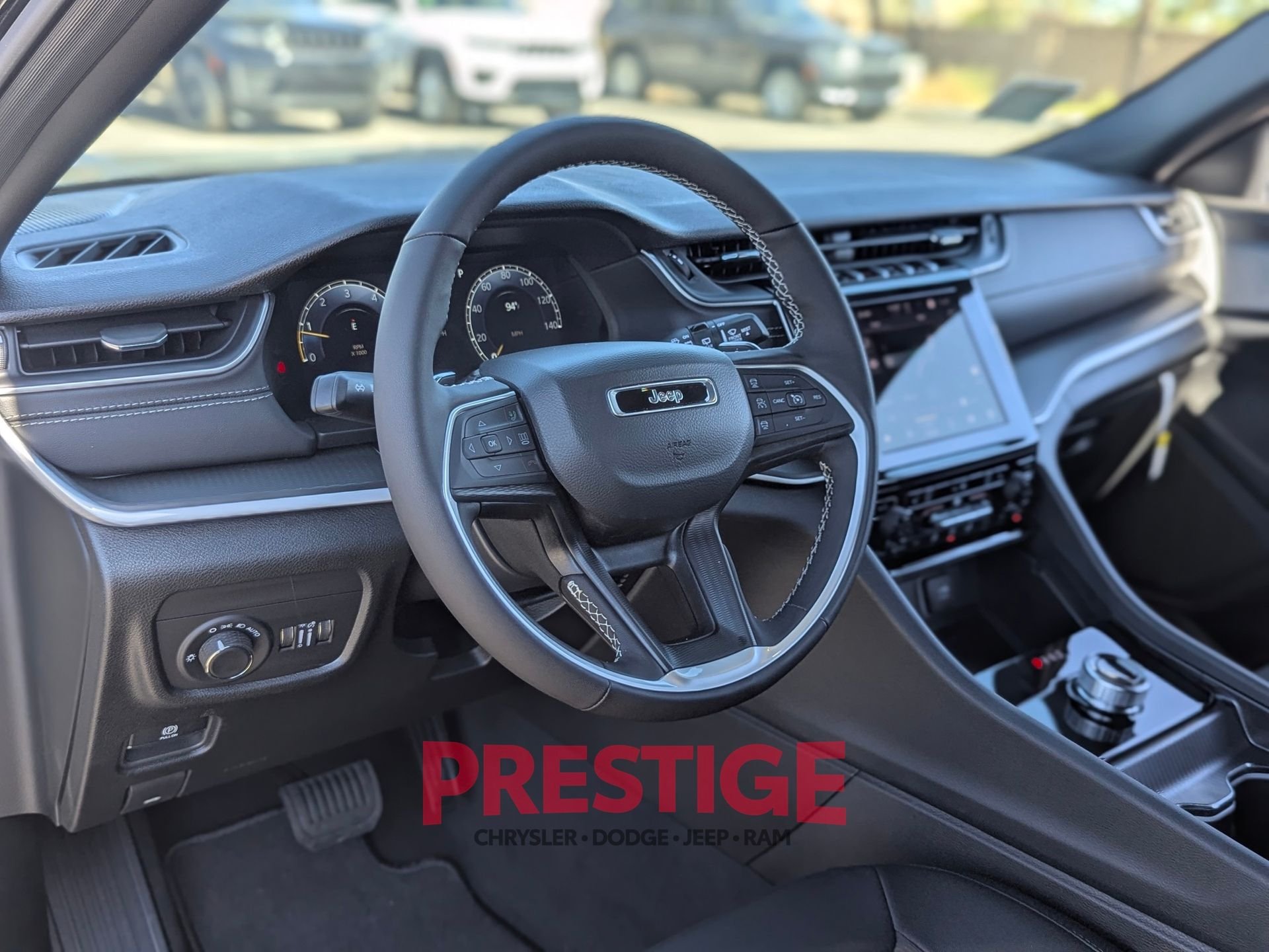 New 2026 Diamond Black Crystal Pearlcoat Jeep Laredo image 12