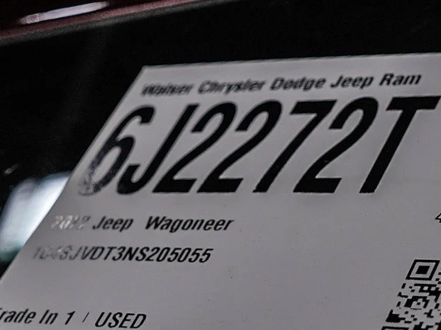Used 2022 Velvet Red Pearlcoat Jeep Series III image 31