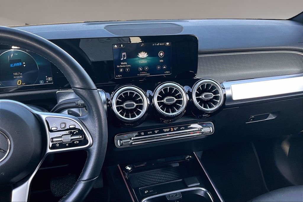 Used 2021 Black Mercedes-Benz GLB 250 image 6