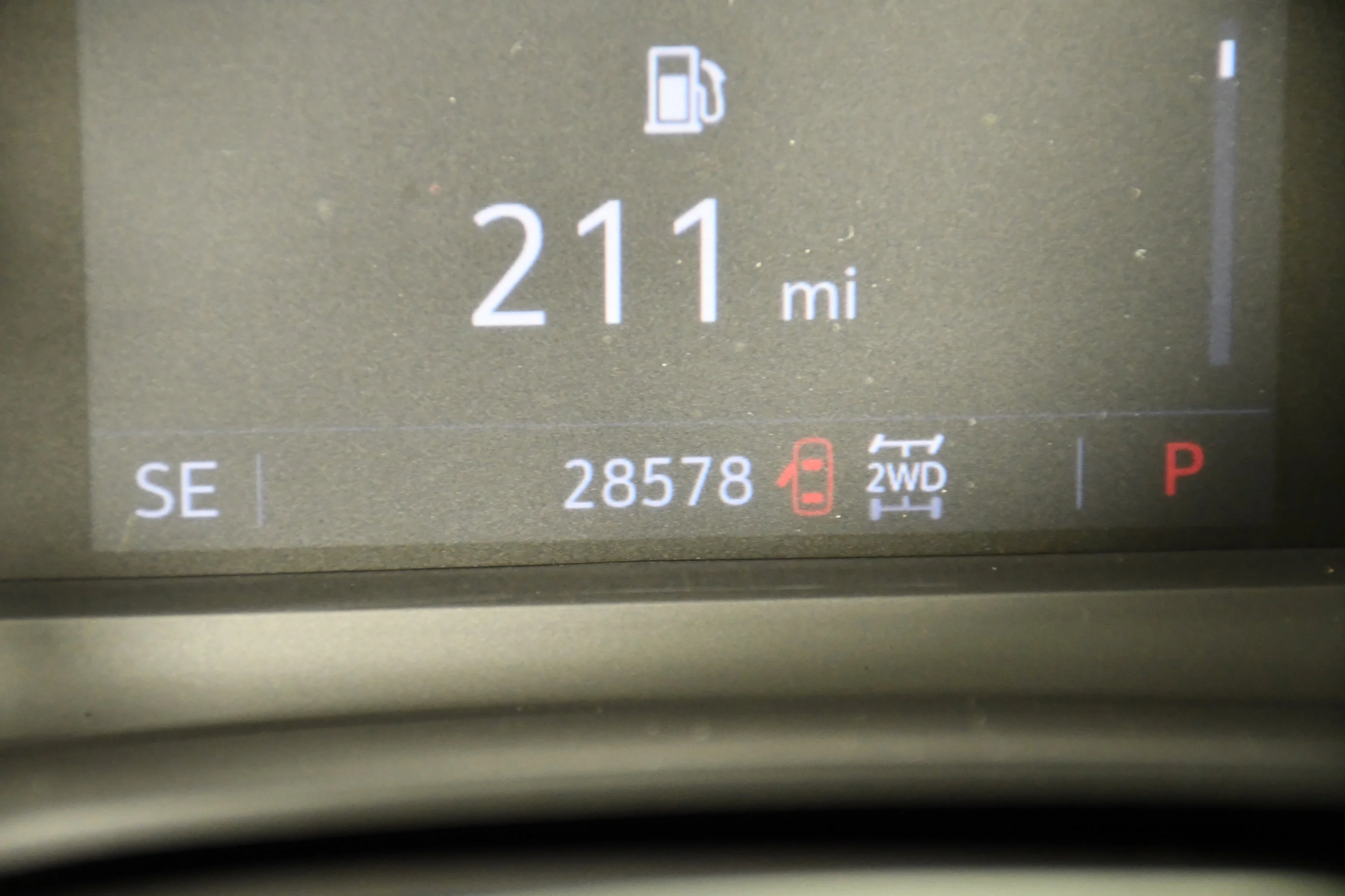 Used 2023 Latte Ea Cadillac AWD Sport image 17