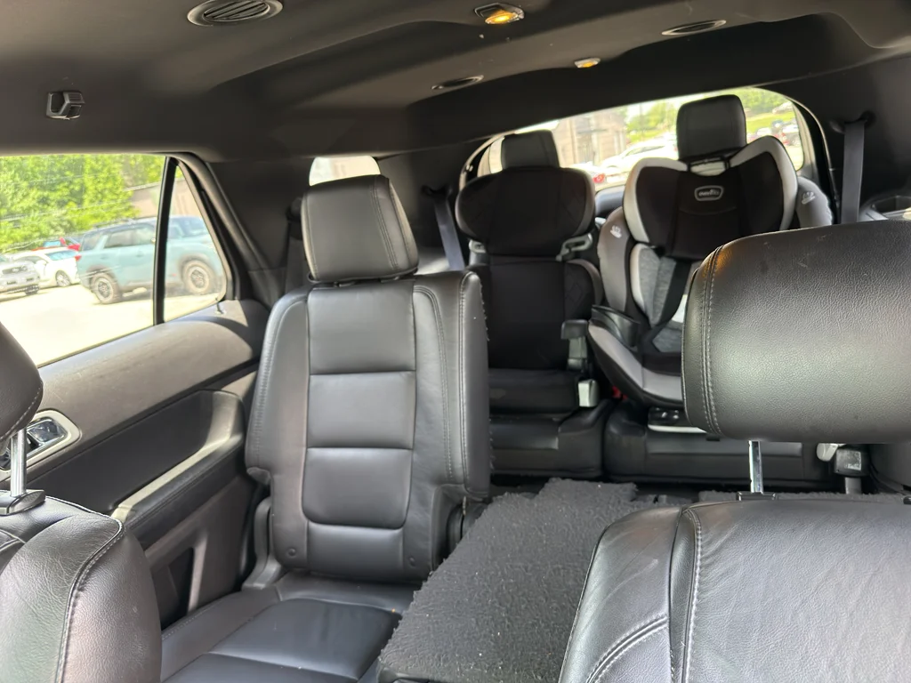 Used 2014 Sterling Gray Metallic Ford XLT image 11
