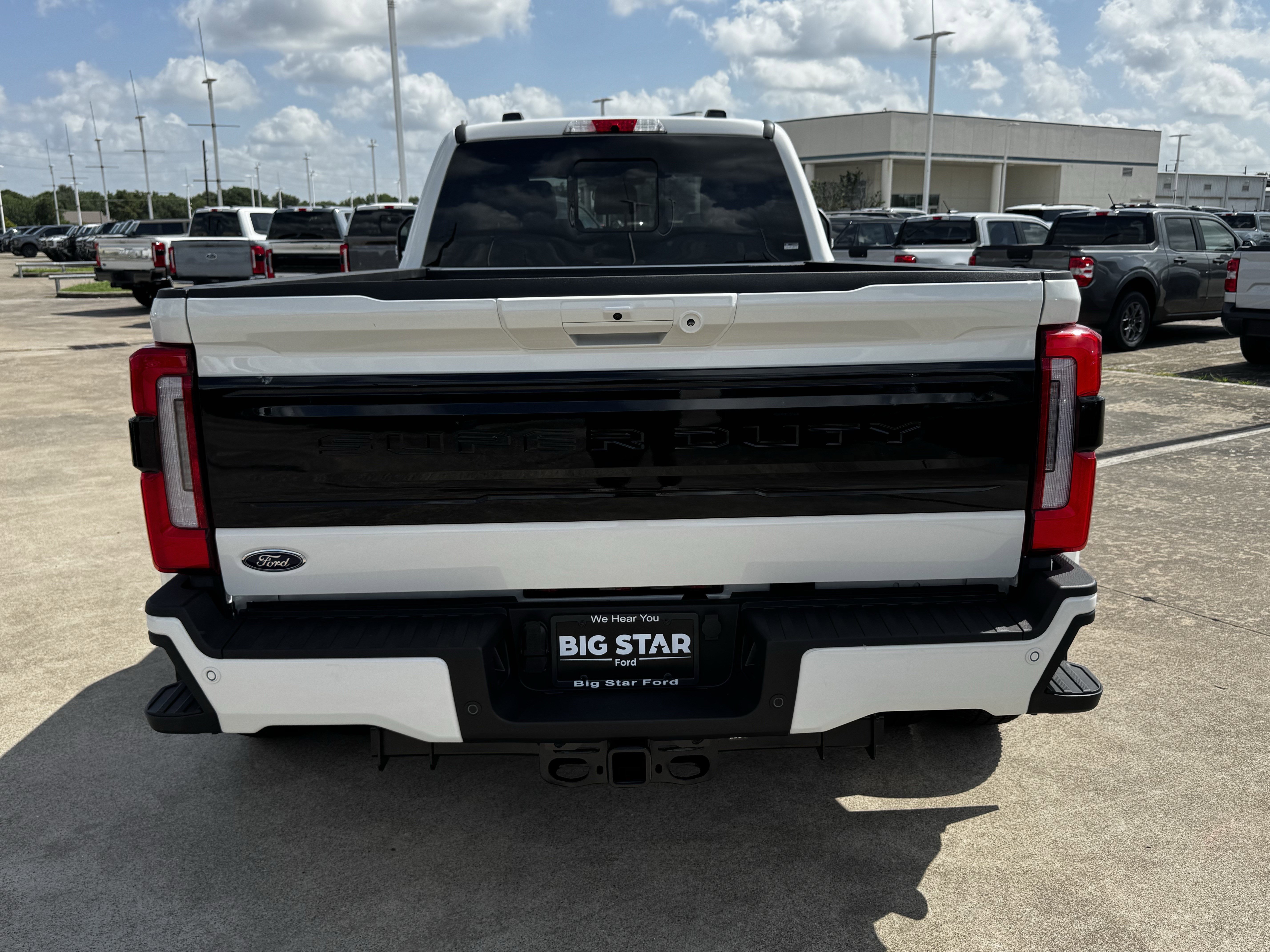 New 2026 Star White Metallic Tri-Coat Ford Platinum image 8