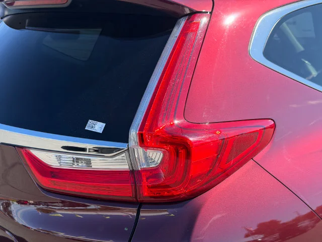 Used 2019 Basque Red Pearl II Honda Touring image 6