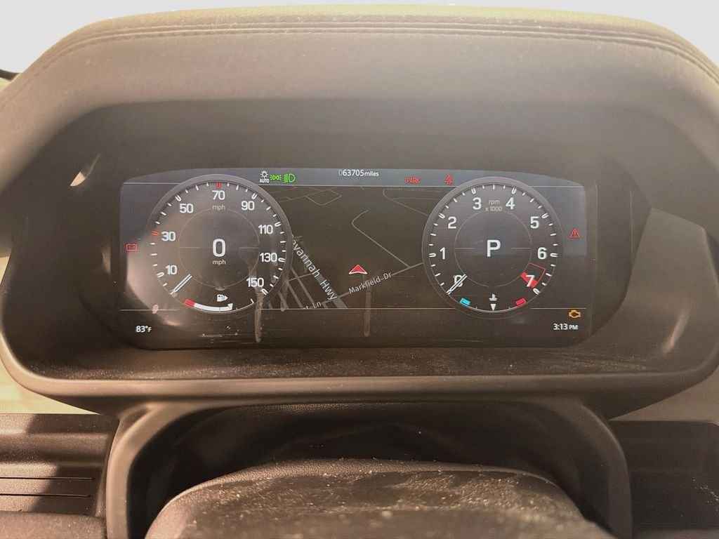 Used 2021  Land Rover SE image 13