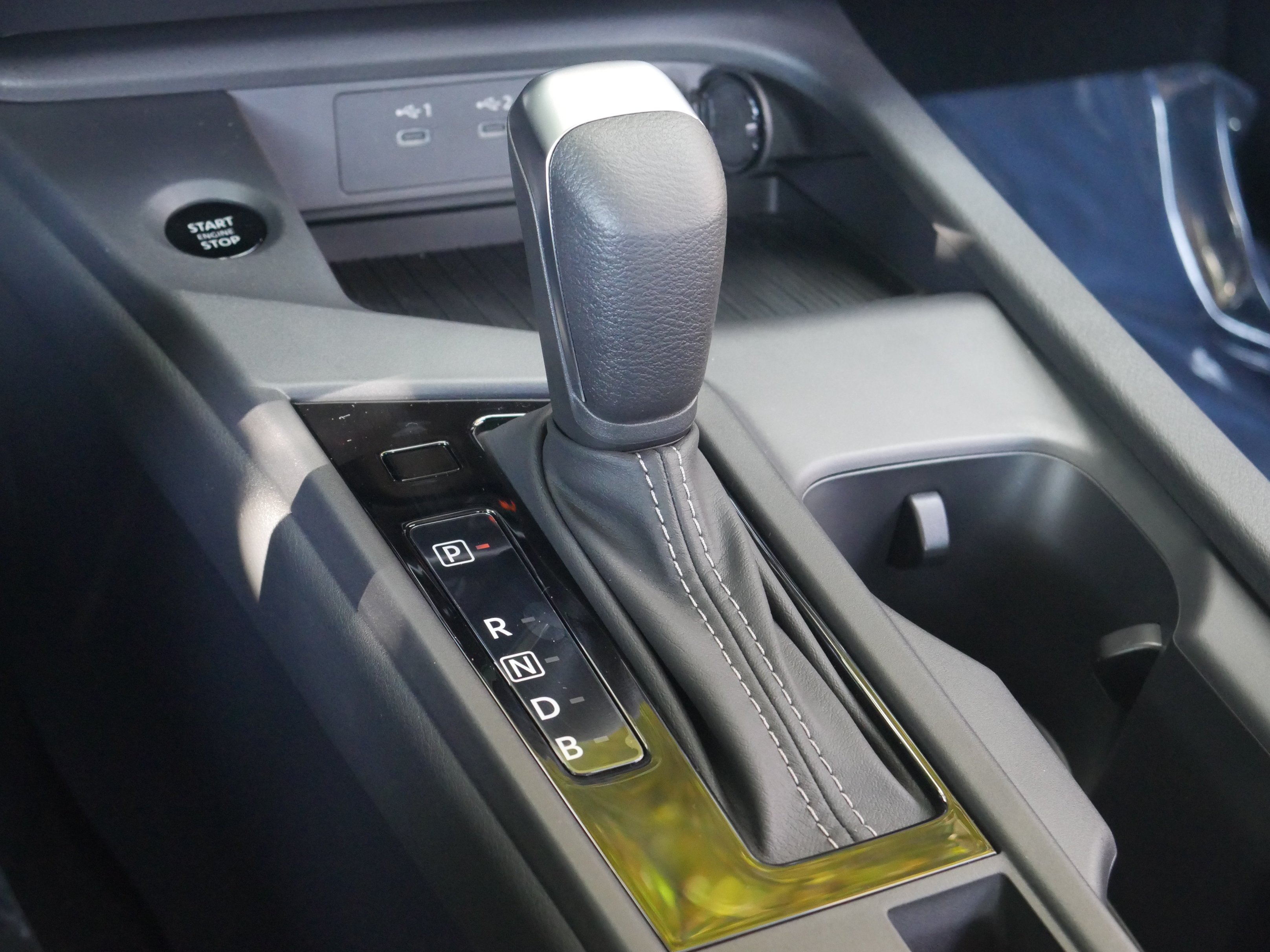 New 2027 Atlantic Gray Metallic Nissan SV image 13
