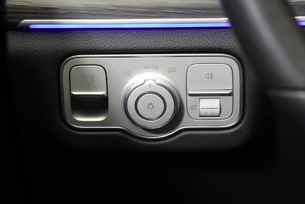 Certified Used 2026 Black Mercedes-Benz GLE 350 image 19