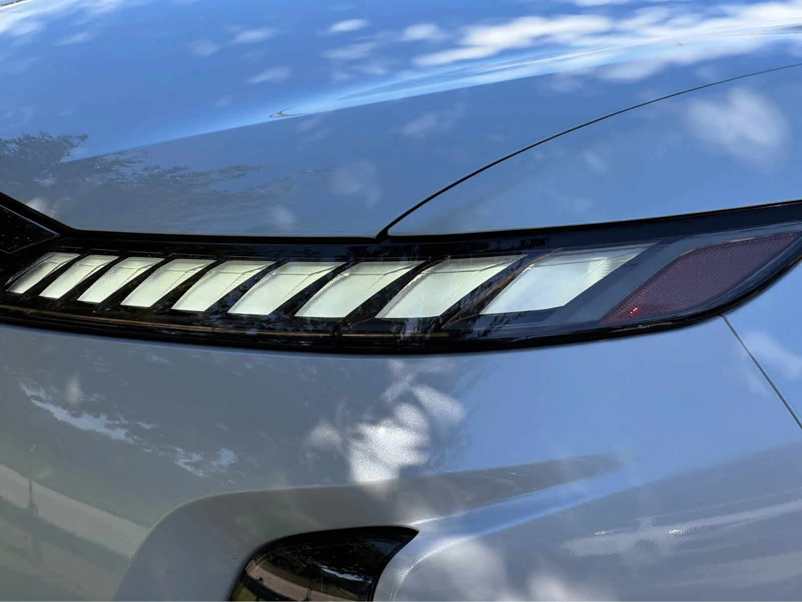 Certified Used 2027 Radiant White/Black Obsidian INFINITI SPORT image 7