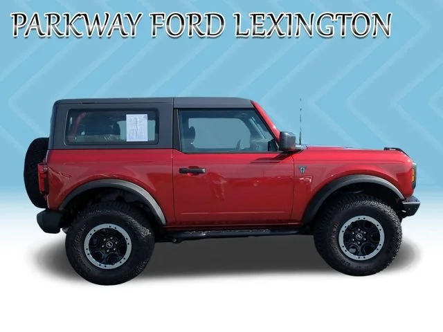 Used 2022 Red Ford Base image 6