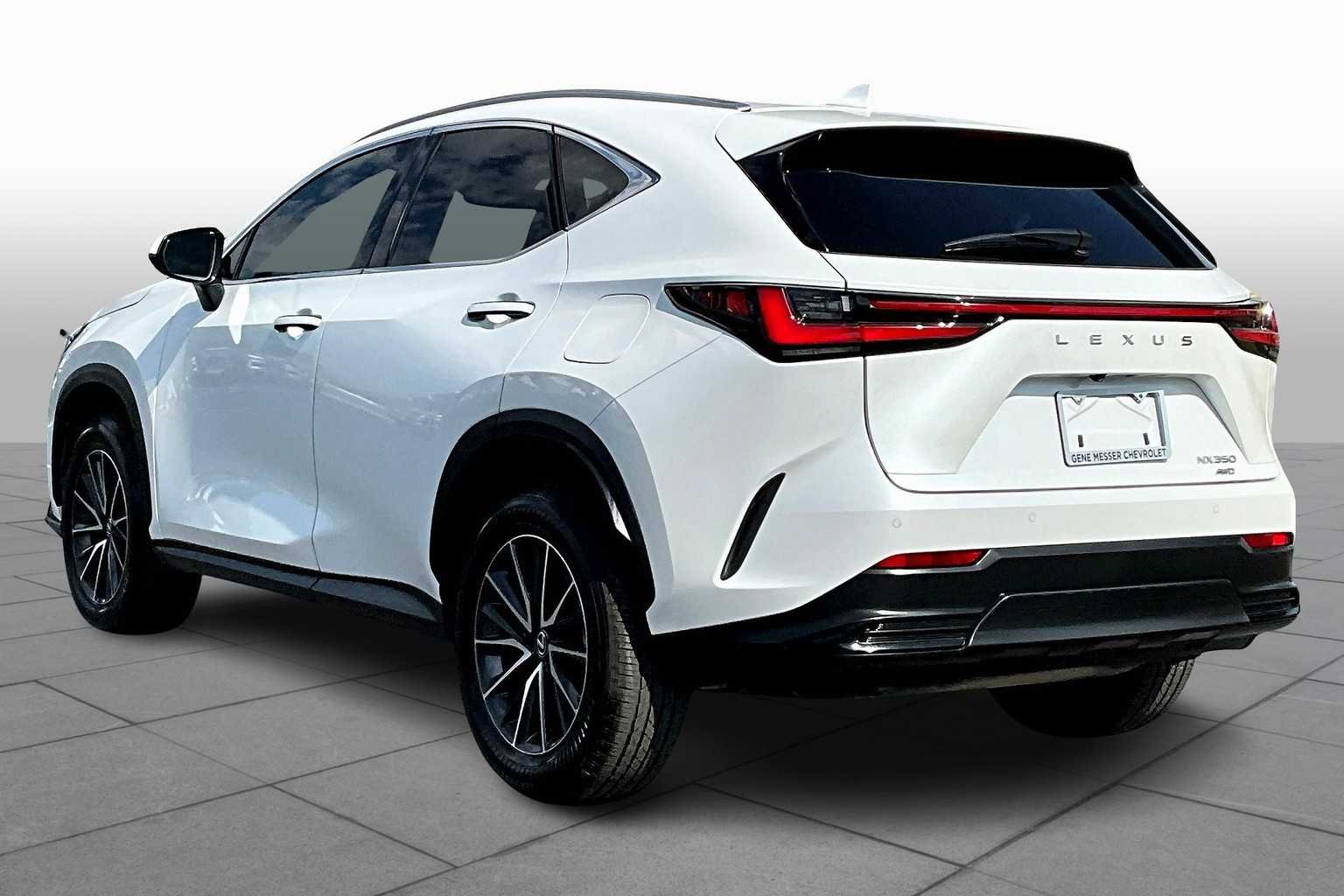 Used 2024 Eminent White Pearl Lexus Premium image 10
