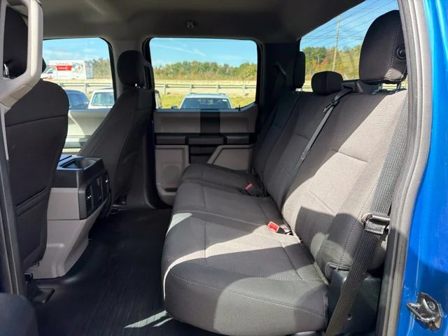 Used 2018 Blue Ford XL image 21