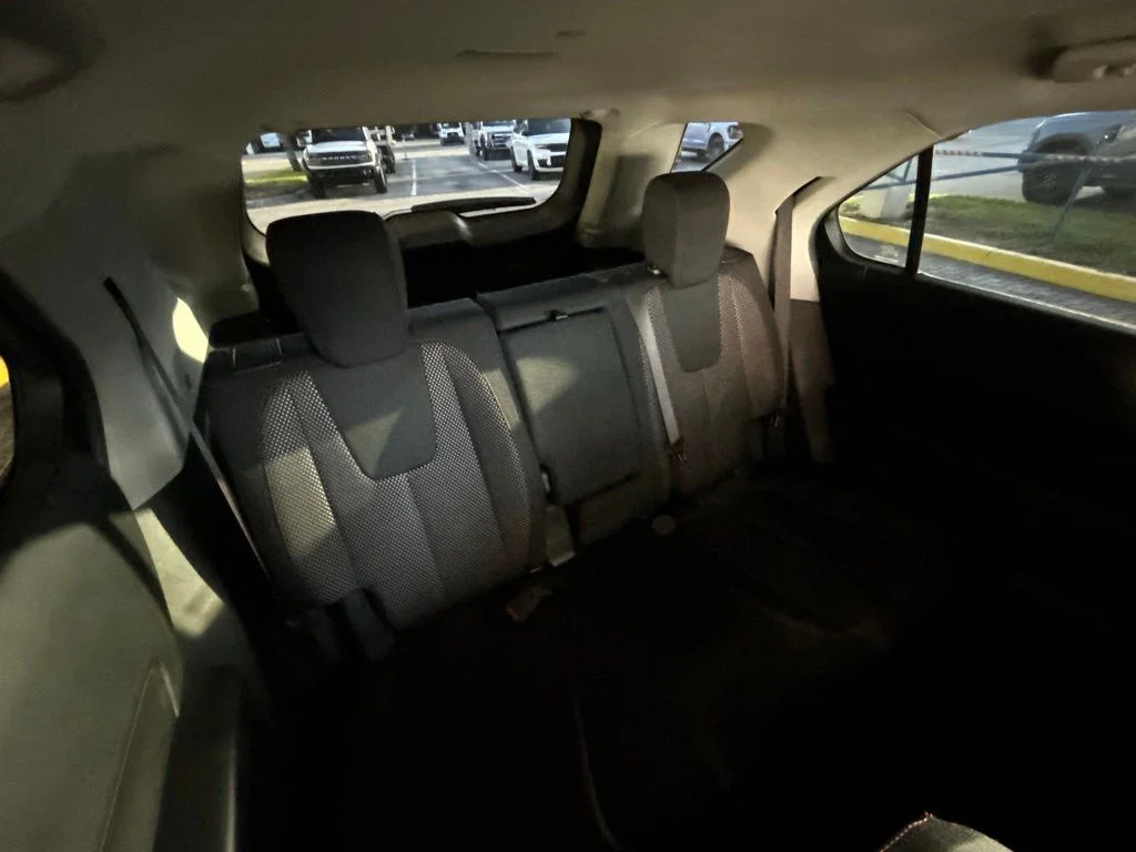 Used 2015 Blue Velvet Metallic Chevrolet LT image 26
