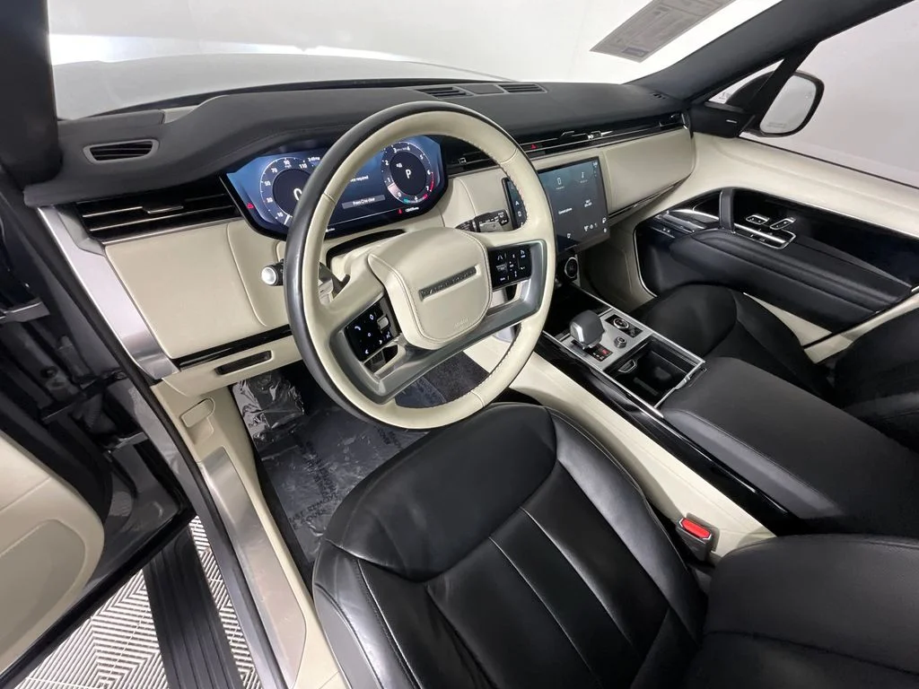 Certified Used 2023 Gray Land Rover SE image 15