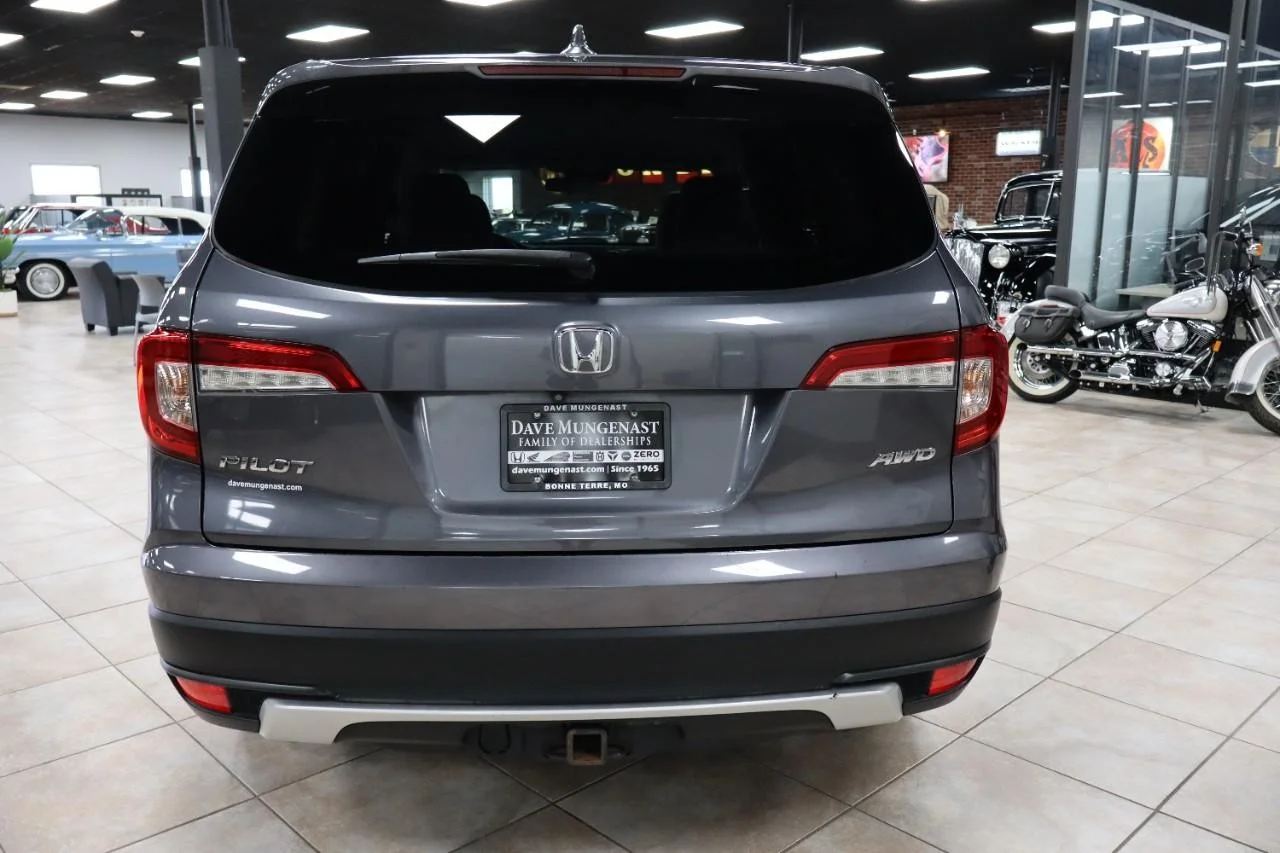 Used 2019 Modern Steel Metallic Honda EX image 4