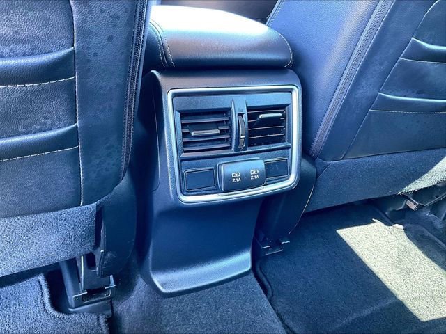 Used 2023 Ice Silver Metallic Subaru Limited image 27