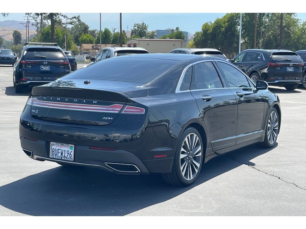 Used 2018 Black Velvet Lincoln Hybrid Reserve image 7