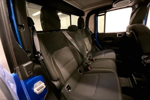 Used 2021 Hydro Blue Pearlcoat Jeep Mojave image 26