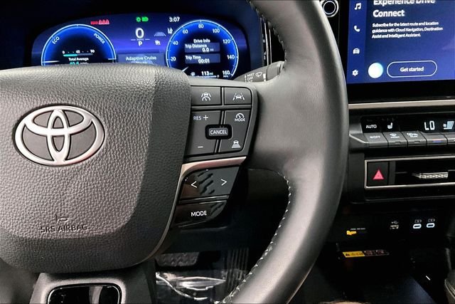 2025 Toyota Camry XLE - Photo 28