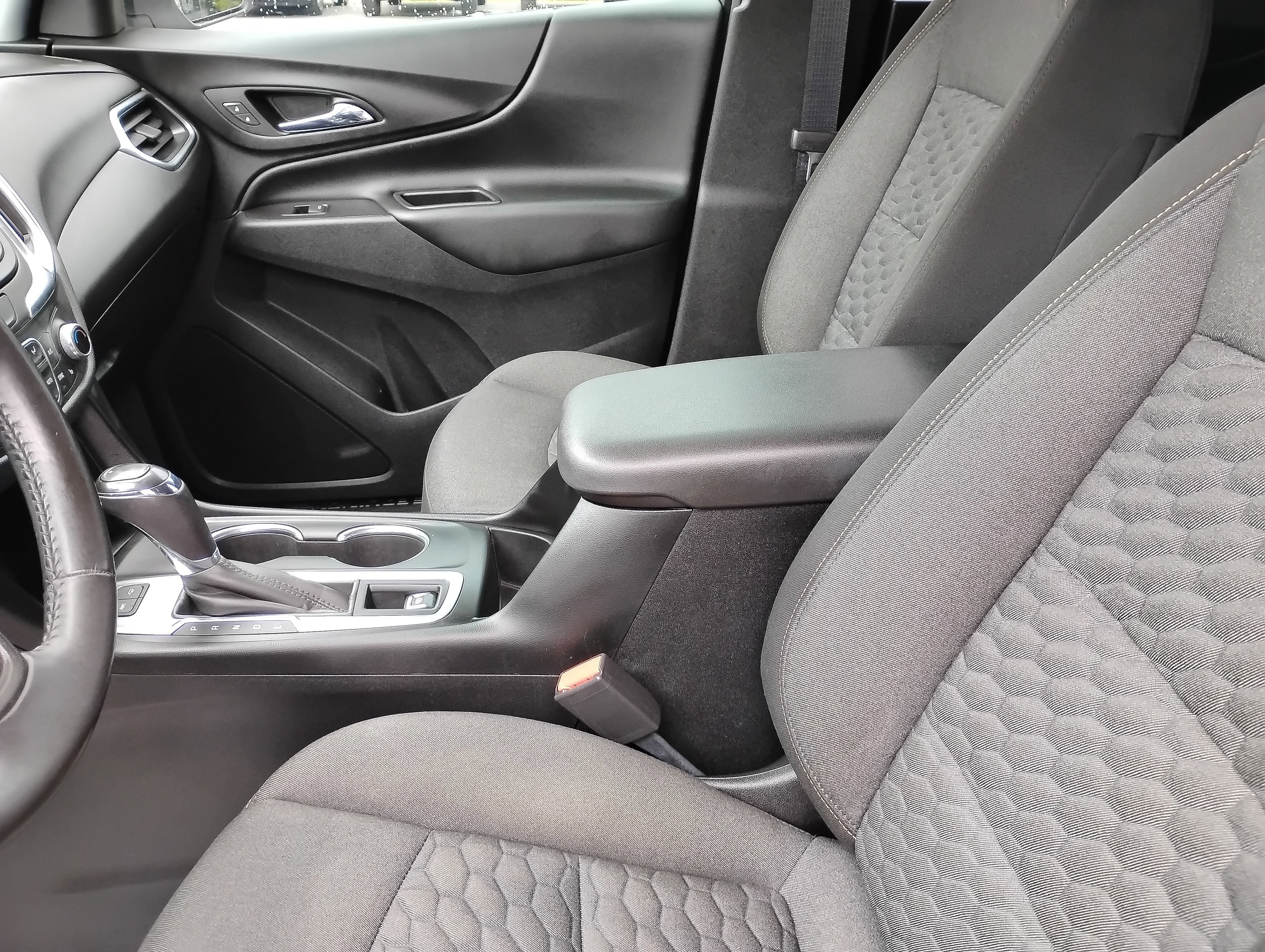 Used 2019 Summit White Chevrolet LT image 6