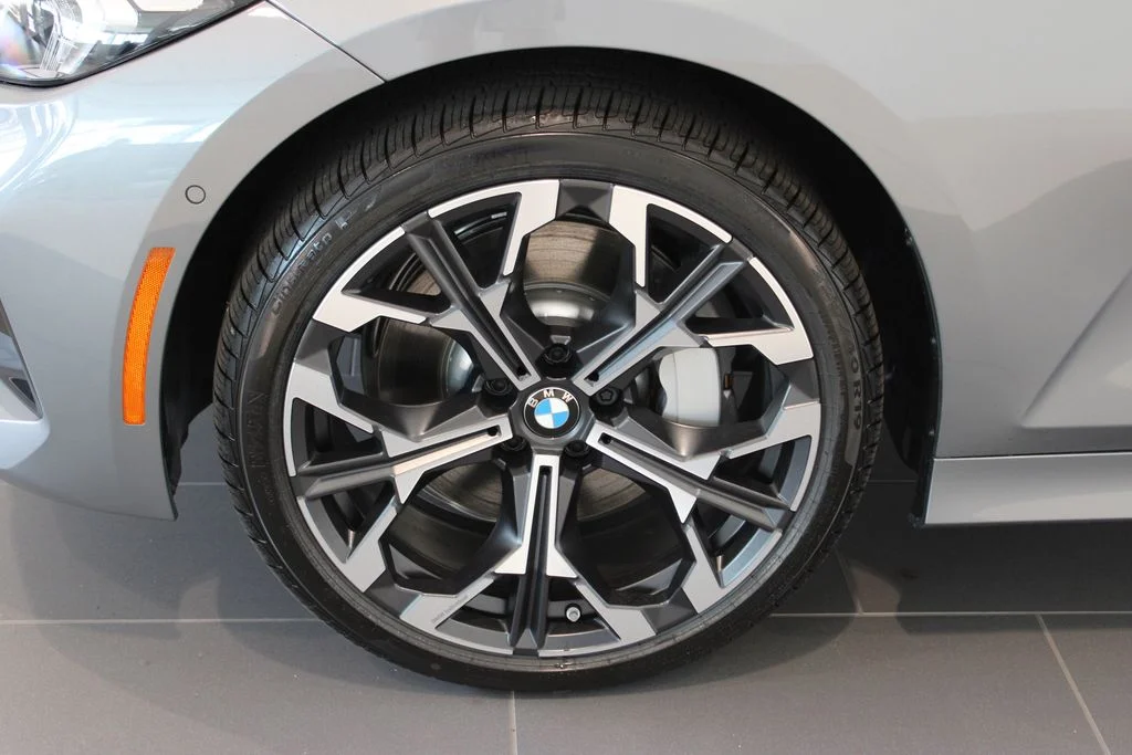 New 2026 Skyscraper Grey Metallic BMW 330i xDrive image 26