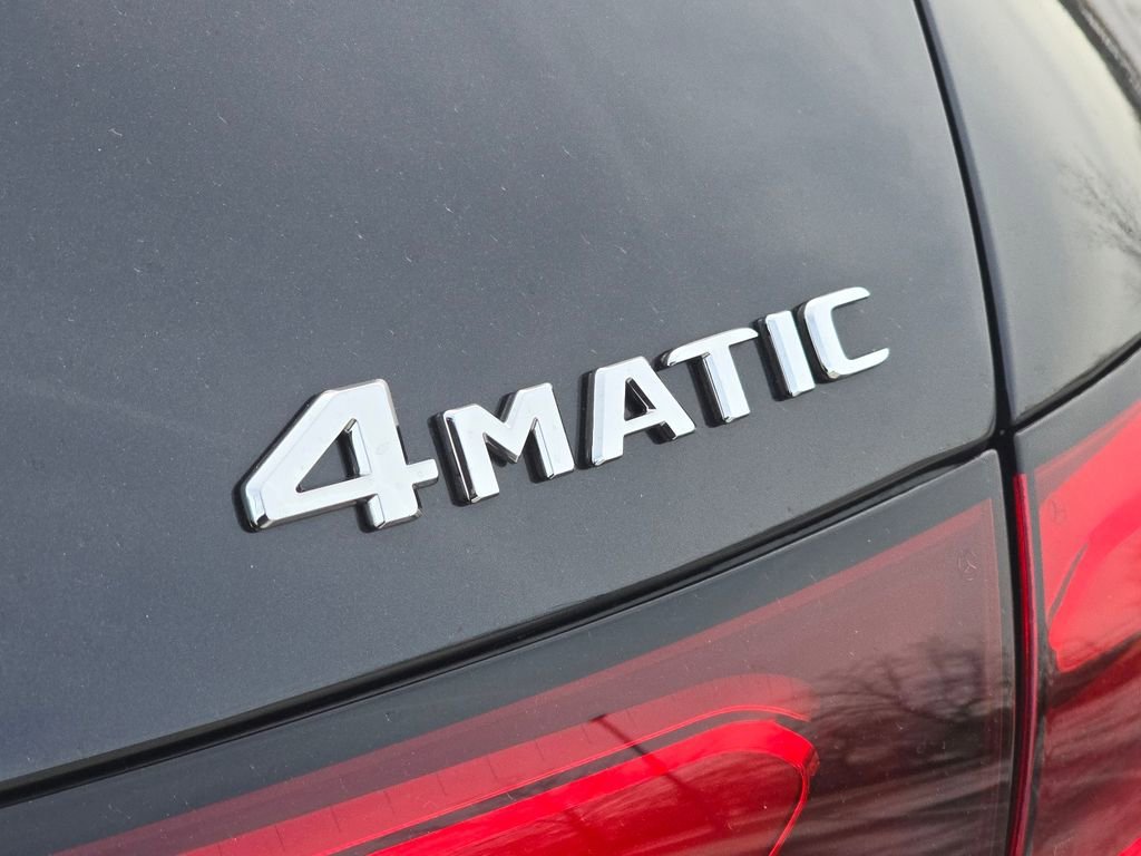 New 2026 Graphite Grey Metallic Mercedes-Benz GLC 300 image 43